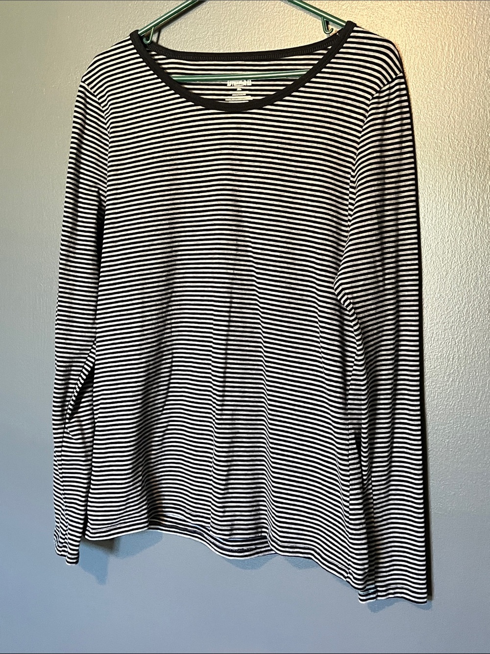 Duluth Trading Co Women’s XL Black White Striped Long Sleeve Stretch Top